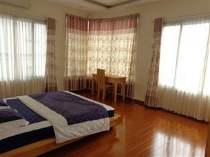 Lake view, 02 bedroom serviced apartment for rent in Truc Bach, Ba Dinh